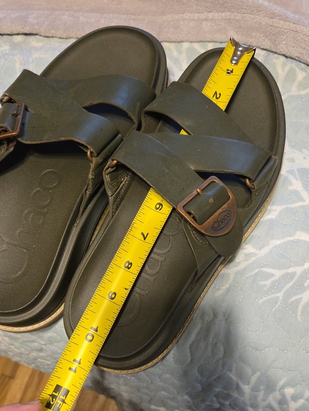 Chaco Dark Green Leather Cross-Strap Slide Sandals - Picture 5 of 5
